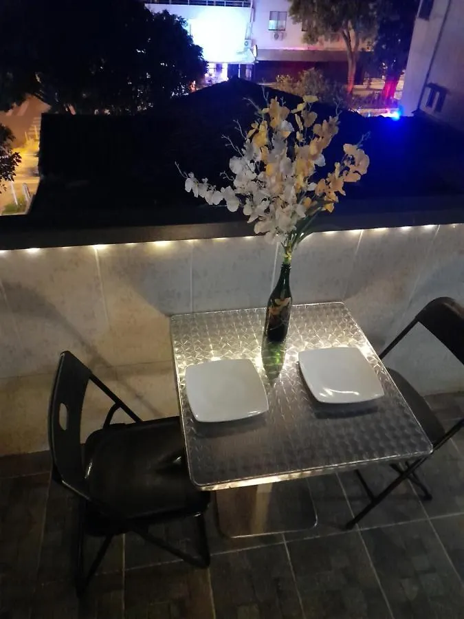 Apartaestudio Terraza Romantico #14 Cali